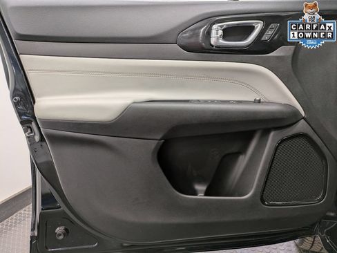 Used 2025 Jeep Compass Limited w/ Elite Group AWD/4WD image 8