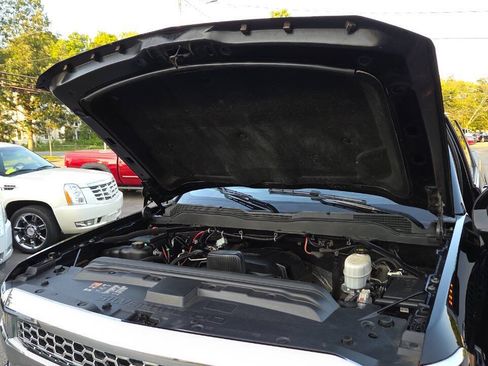 Used 2019 Chevrolet Silverado 2500 W/T w/ Snow Plow Prep Package AWD/4WD image 53