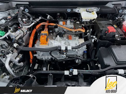 Used 2026 Chevrolet Equinox EV RS w/ Convenience Package II FWD image 33