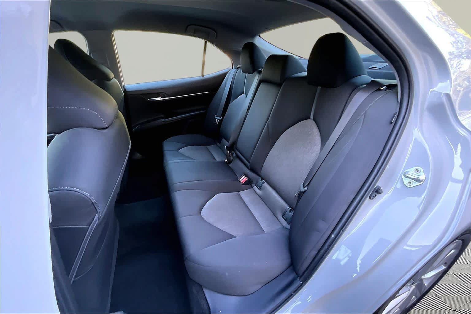 Used 2023 Toyota Camry LE FWD image 21