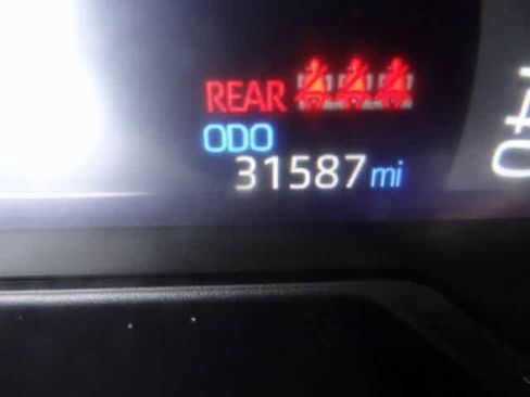 Used 2023 Toyota RAV4 XLE Premium image 21