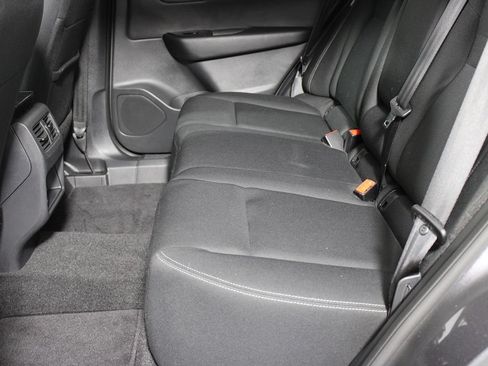 Used 2024 Nissan Rogue S FWD image 19