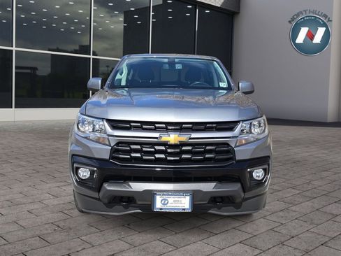 Used 2022 Chevrolet Colorado LT w/ LT Convenience Package image 8