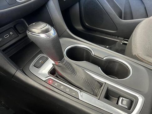 Used 2020 Chevrolet Equinox LT image 14