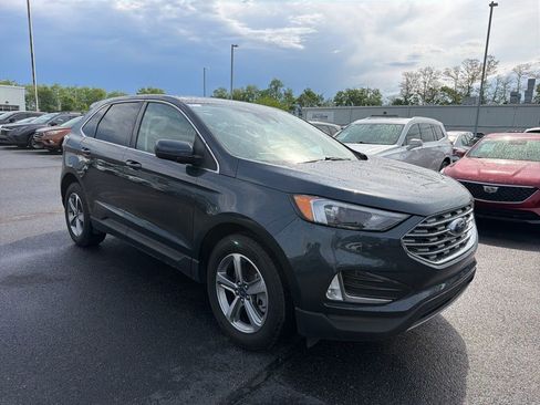 Used 2022 Ford Edge SEL w/ Convenience Package AWD/4WD image 2
