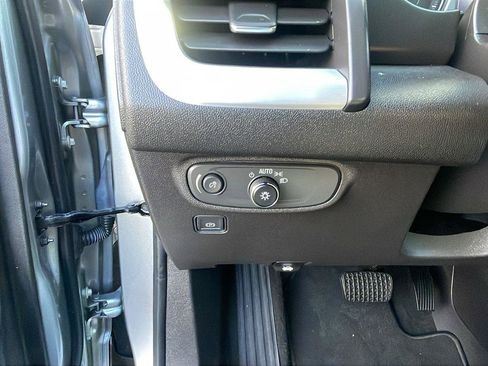 Certified 2023 GMC Terrain SLE w/ Driver Convenience Package image 13