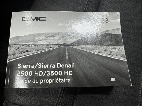 Used 2023 GMC Sierra 3500 Denali image 32