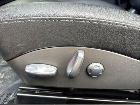 Used 2011 Porsche Cayman S image 18