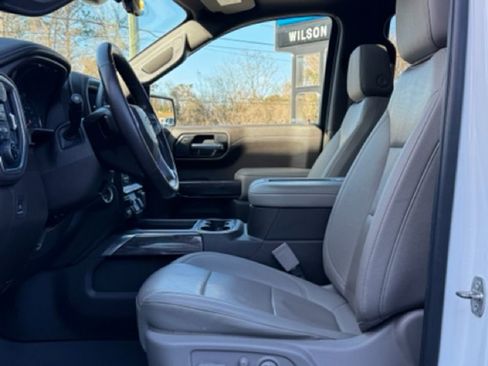 Used 2022 Chevrolet Silverado 1500 LTZ w/ LTZ Premium Package image 17