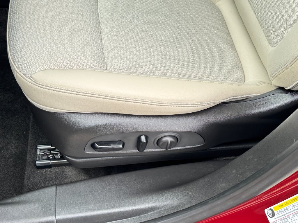 Used 2024 Buick Encore GX Preferred w/ Comfort Package AWD/4WD image 18