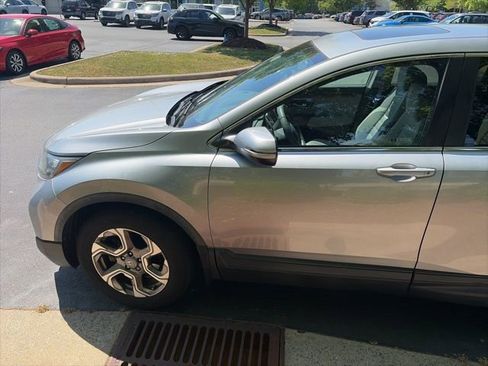 Used 2019 Honda CR-V EX image 2