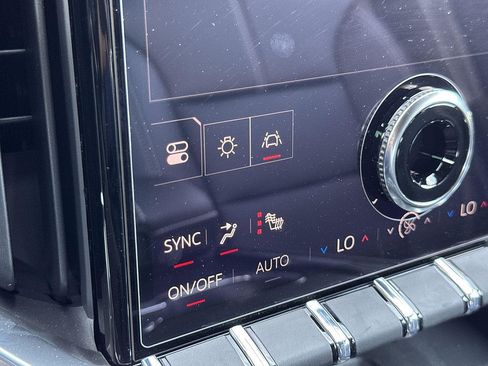 New 2027 GMC Acadia Elevation w/ Elevation Premium Package FWD image 17