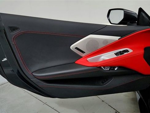 Used 2024 Chevrolet Corvette Stingray Preferred Cpe w/ 2LT image 11