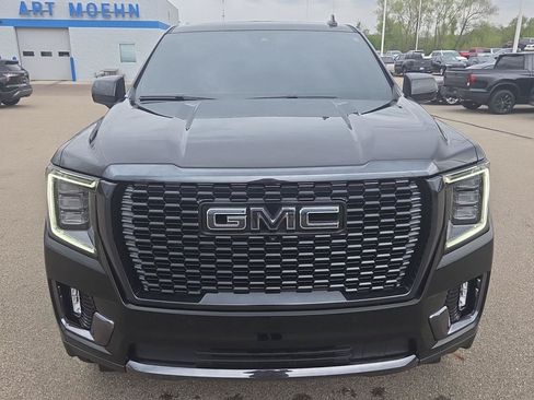 Used 2023 GMC Yukon XL Denali Ultimate AWD/4WD image 10