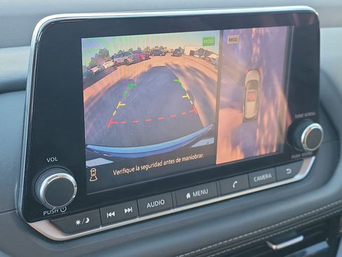 Certified 2021 Nissan Rogue SV image 32