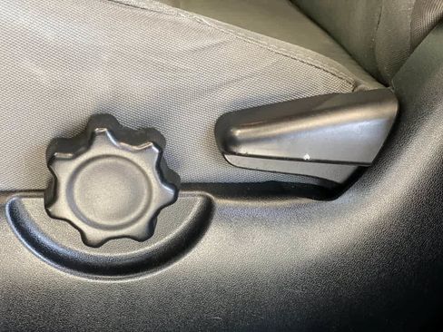 Certified 2021 Toyota Tacoma SR AWD/4WD image 15