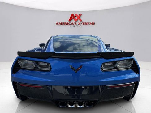 Used 2015 Chevrolet Corvette Z06 w/ 3LZ Preferred Equipment Group image 6