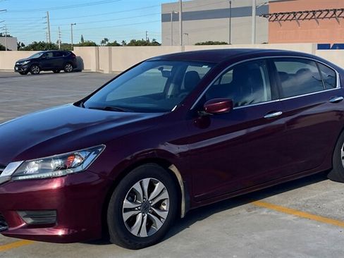 Used 2013 Honda Accord LX image 1