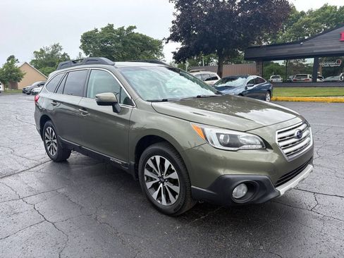 Used 2017 Subaru Outback 2.5i Limited AWD/4WD image 1