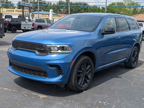 Used 2023 Dodge Durango GT AWD/4WD image 3