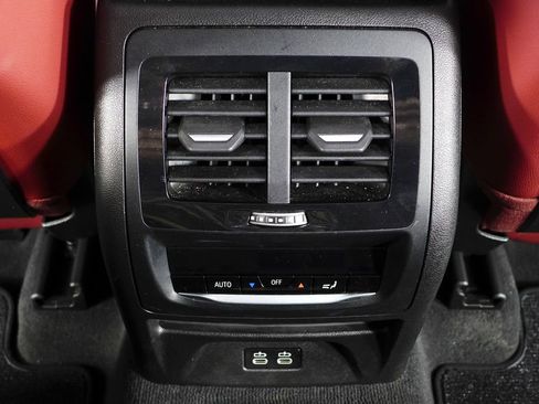 Used 2023 BMW X3 sDrive30i w/ Convenience Package image 24