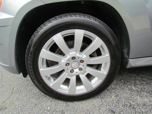 Used 2012 Mercedes-Benz GLK 350 4MATIC image 25