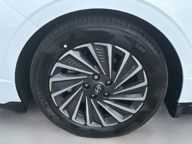 New 2026 Hyundai Sonata SEL FWD image 32