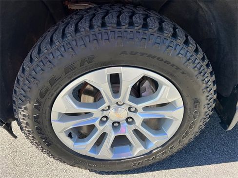 Used 2023 Chevrolet Silverado 1500 LTZ w/ LTZ Premium Package image 11