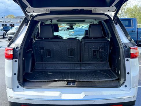 Used 2020 Chevrolet Traverse Premier AWD/4WD image 14