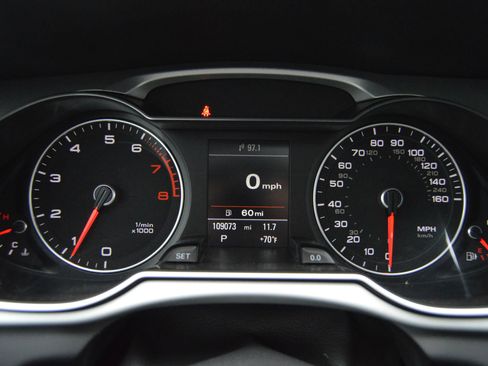 Used 2016 Audi A4 2.0T Premium image 14