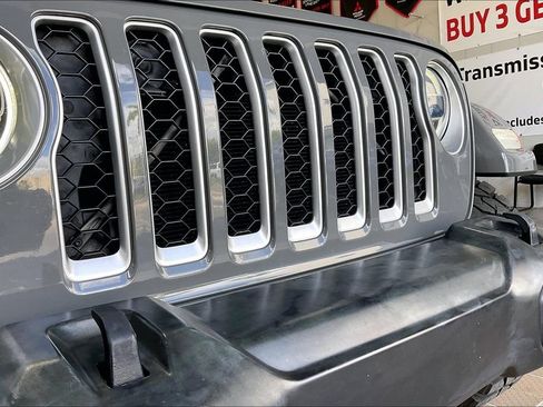 Used 2021 Jeep Wrangler Unlimited Sahara w/ Safety Group AWD/4WD image 25