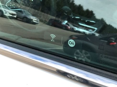 Certified 2024 Chevrolet Equinox LT image 3