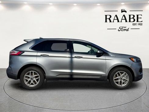 Used 2024 Ford Edge SEL w/ Convenience Package AWD/4WD image 13
