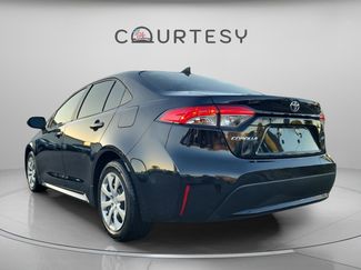 Used 2021 Toyota Corolla LE video 2
