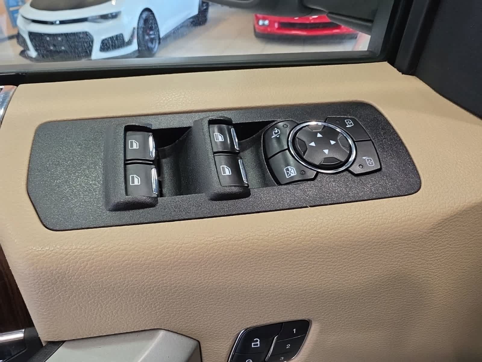 Used 2017 Ford F150 Lariat w/ Equipment Group 502A Luxury AWD/4WD image 25