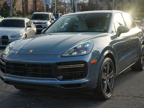 Used 2019 Porsche Cayenne Turbo image 57