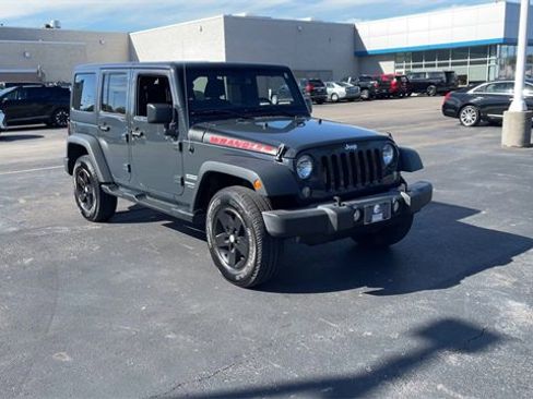 Used 2018 Jeep Wrangler Unlimited Sport S image 2