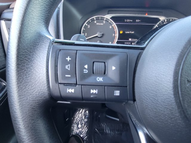 Used 2023 Nissan Rogue SV FWD image 6