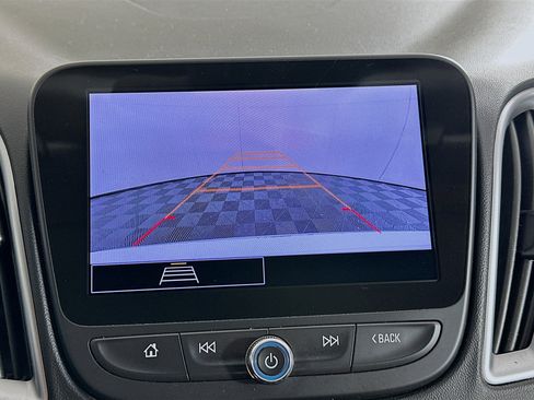 Used 2023 Chevrolet Malibu LT image 21