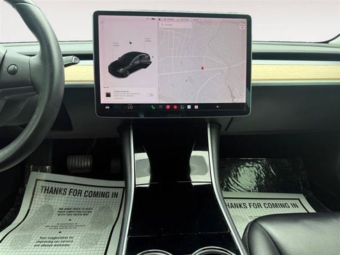 Used 2019 Tesla Model 3 Standard Range Plus RWD image 12