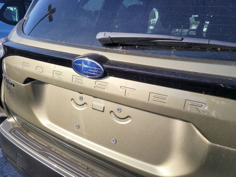 Used 2025 Subaru Forester Limited w/ Popular Package #2 image 11