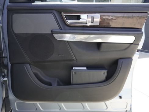 Used 2013 Land Rover Range Rover Sport HSE AWD/4WD image 21