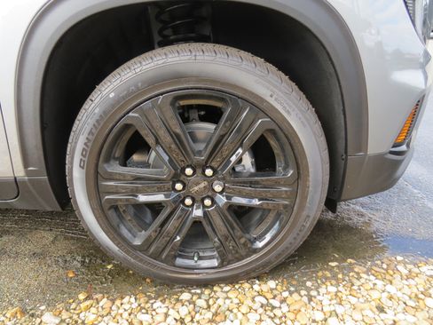 New 2026 GMC Acadia Elevation w/ Black Edition image 9