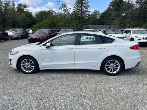 Used 2019 Ford Fusion SE FWD image 8