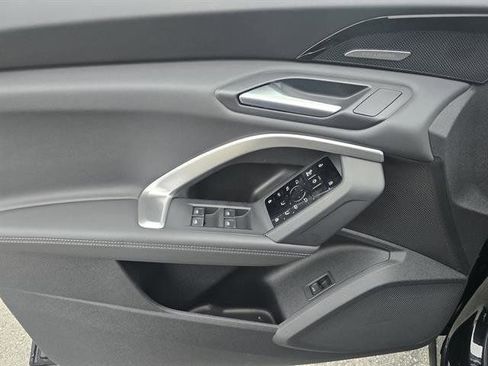 New 2025 Audi Q5 Premium Plus image 28