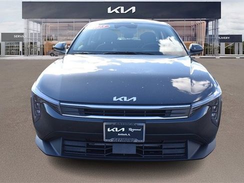 New 2025 Kia K4 LXS image 8