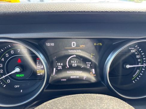 Used 2023 Jeep Wrangler Unlimited w/ Sun & Screen Package AWD/4WD image 12