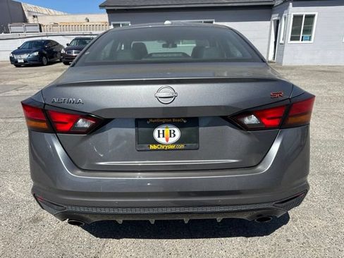Used 2024 Nissan Altima 2.5 SR FWD image 6
