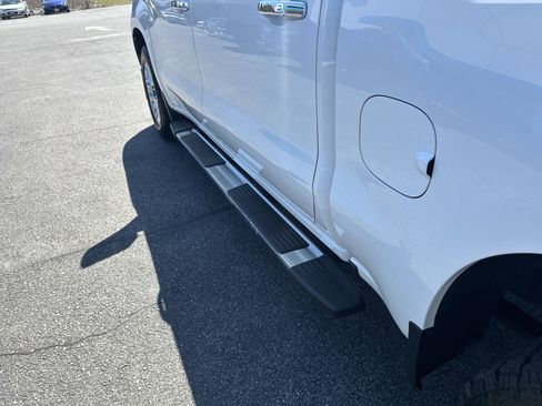 Used 2019 Chevrolet Silverado 1500 LTZ w/ LTZ Premium Package image 7