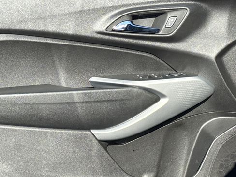 Certified 2024 Chevrolet Trax LS w/ LS Convenience Package image 24